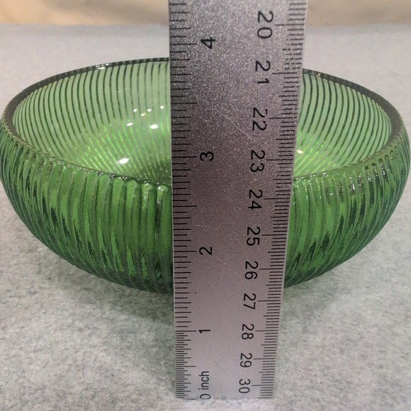 Vintage MCM 1960's E. O. Brody Co. Emerald Green Ribbed Glass Bowl Cleveland OH - Picture 4 of 4
